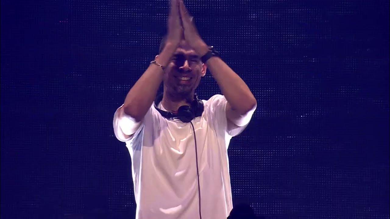 AFROJACK - Never Forget You (Live at Tomorrowland Winter) AFROJACK - Never Forget You (Live at Tomorrowland Winter)