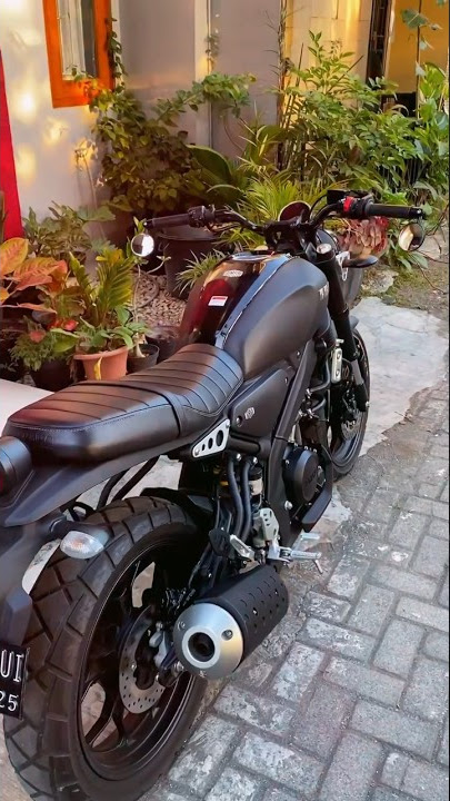 XSR 155 Cinematik Slowmo | #modifikasi #xsr155 #yamahaxsr155 #yamaha #w175 #retro #retromotorcycle