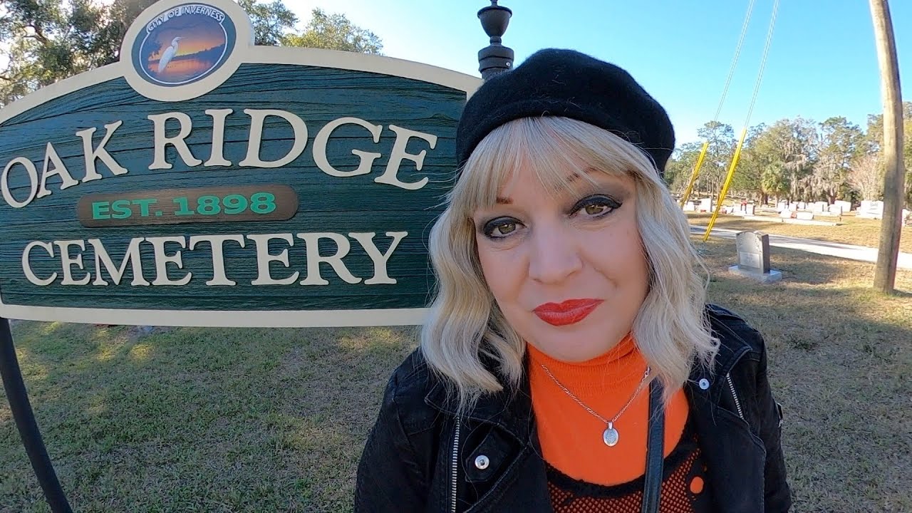 Oak Ridge Cemetery, Inverness FL. This is Cal O'Ween !