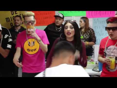 LLUVIA DE MICHELADAS  Bellakath