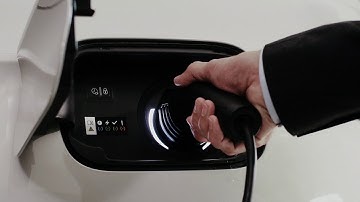 DS 7 E-TENSE 4x4 | charging at home