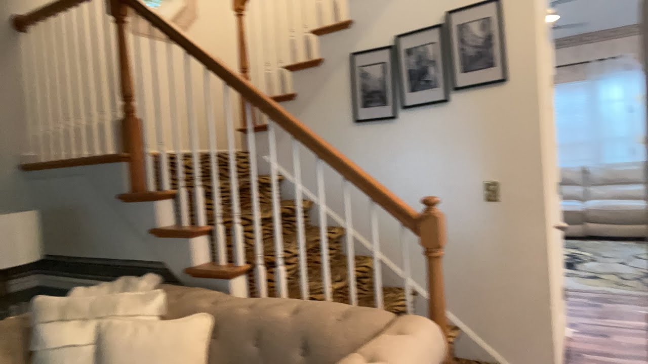 it-s-time-to-get-area-rugs-and-steps-cleaned-summer-carpet-cleaning