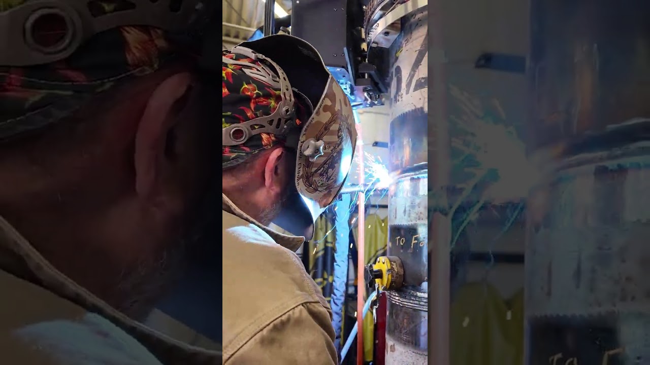 Universal Bug-O-Matic with Automatic Height Control Reel (Piling application)