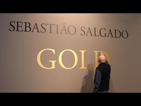 Sebastião Salgado estrena la exposición Gold en España: "El oro es una enfermedad inmensa"