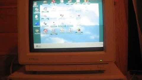 An old Gateway 2000 desktop booting Windows 95