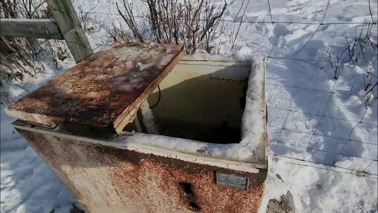 Cheap and effective method to prevent livestock water from freezing