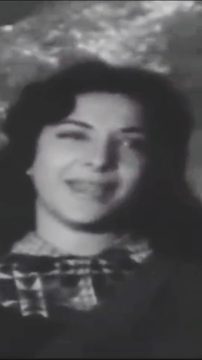 Raat Aur Din Diya Jale#Nargis#oldsongs #music #oldisgold #bollywood #shorts#viral#shortsvideo