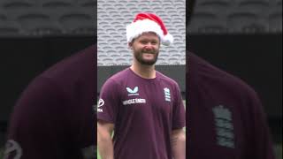Santa hats bring cheer for England ahead of Boxing Day Test