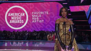 Kelly Rowland Presents Favorite Male R&amp;B Artist | AMAs 2022