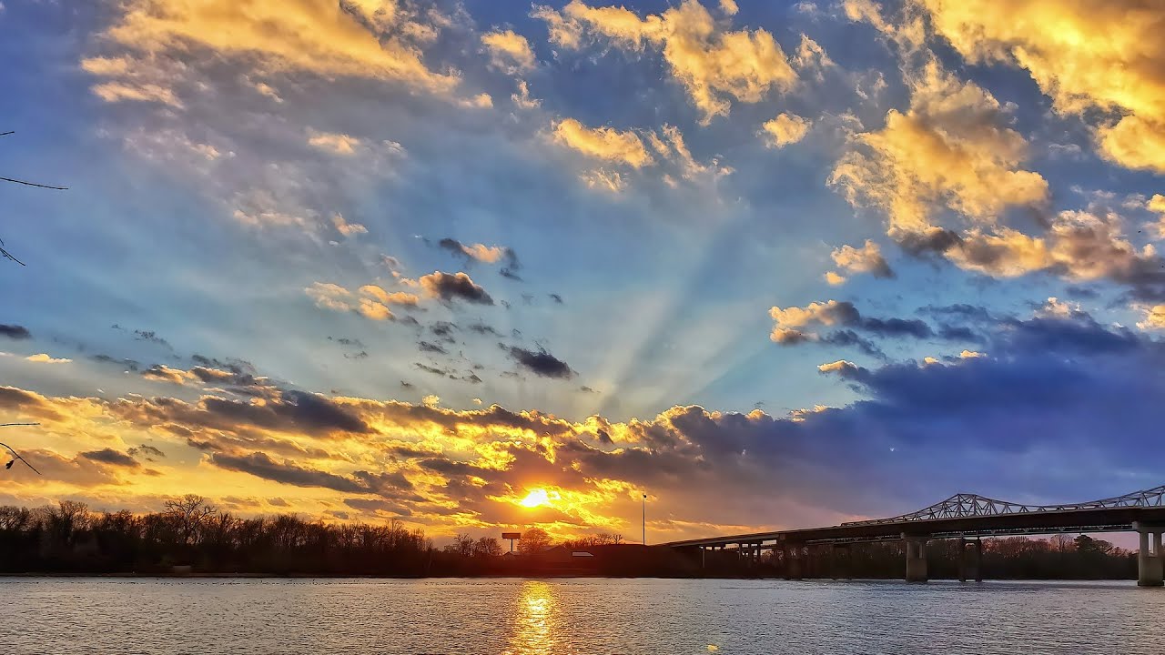 2025-12-10 Ditto Landing Sunset Timelapse