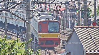 Nontonin KRL Masuk Dipo Depok
