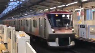 溝の口駅で大井町線６０００系が発車しました❗️