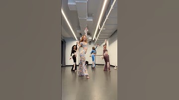 Don’t blink or you’ll miss it x4! #disco #abba #dancers