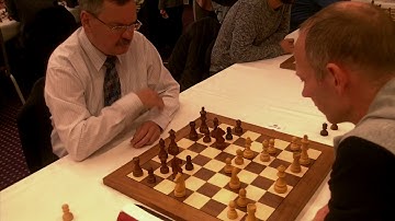 FM Verners Putka - GM Jaan Ehlvest, Queen