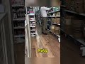モールで偽爆弾を見つけた 😱 #shorts #危険