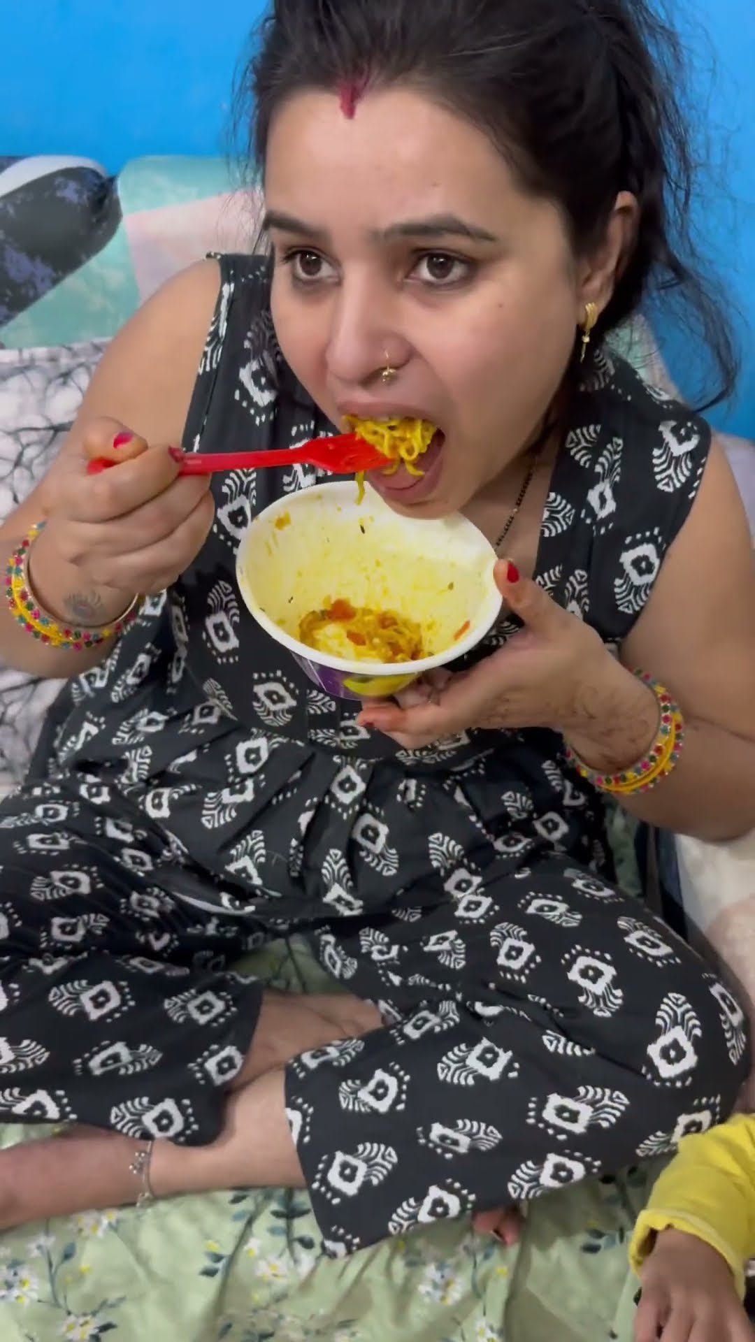 Duggu ne socha maggie finish ho gayi ??? #shorts