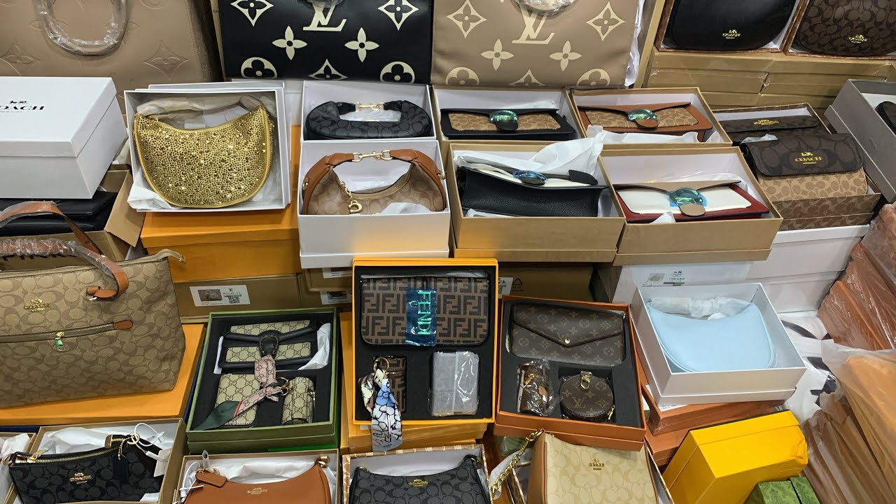 Brand Unboxing Wholesale Collection | 3 Exclusive Bags Review | Lahore Pakistan