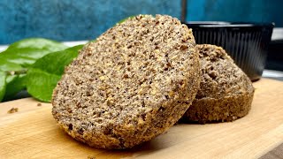 Flaxseed bread in 2 minutes! Healthy rich breakfast on your table