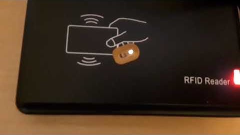 RFID Reader Lighting Up LED Energy Harvesting