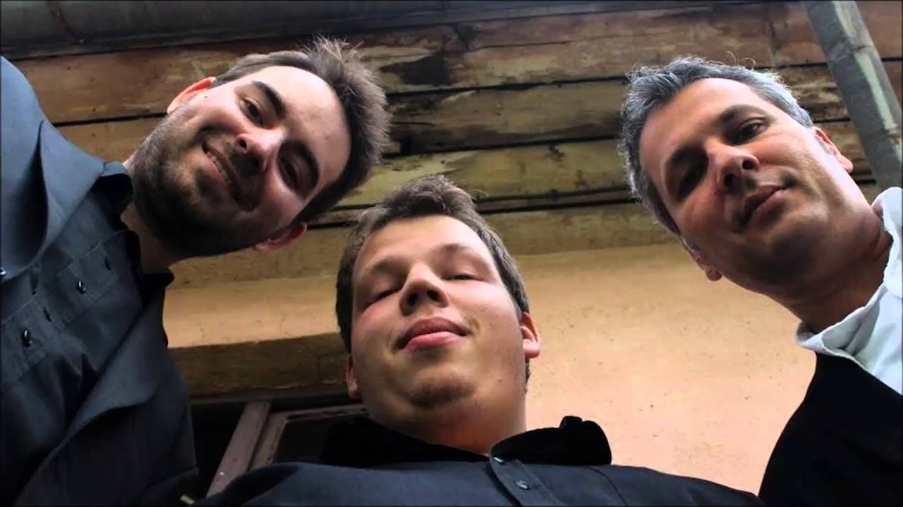 Mosoly mosoly - YouTube