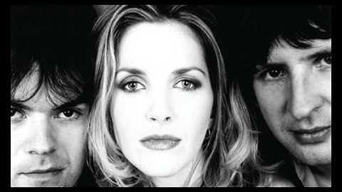 Paul Van Dyk Saint Etienne -  Tell me why (Winter Video Mix)