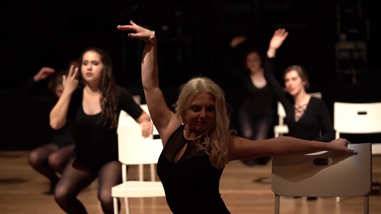 Půlnoční překvapení | 4.A | Gymnázium Trutnov | Maturitní ples 2019