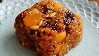 Yaksik (Sweetened Rice with Dried Fruits & Nuts: 약식)