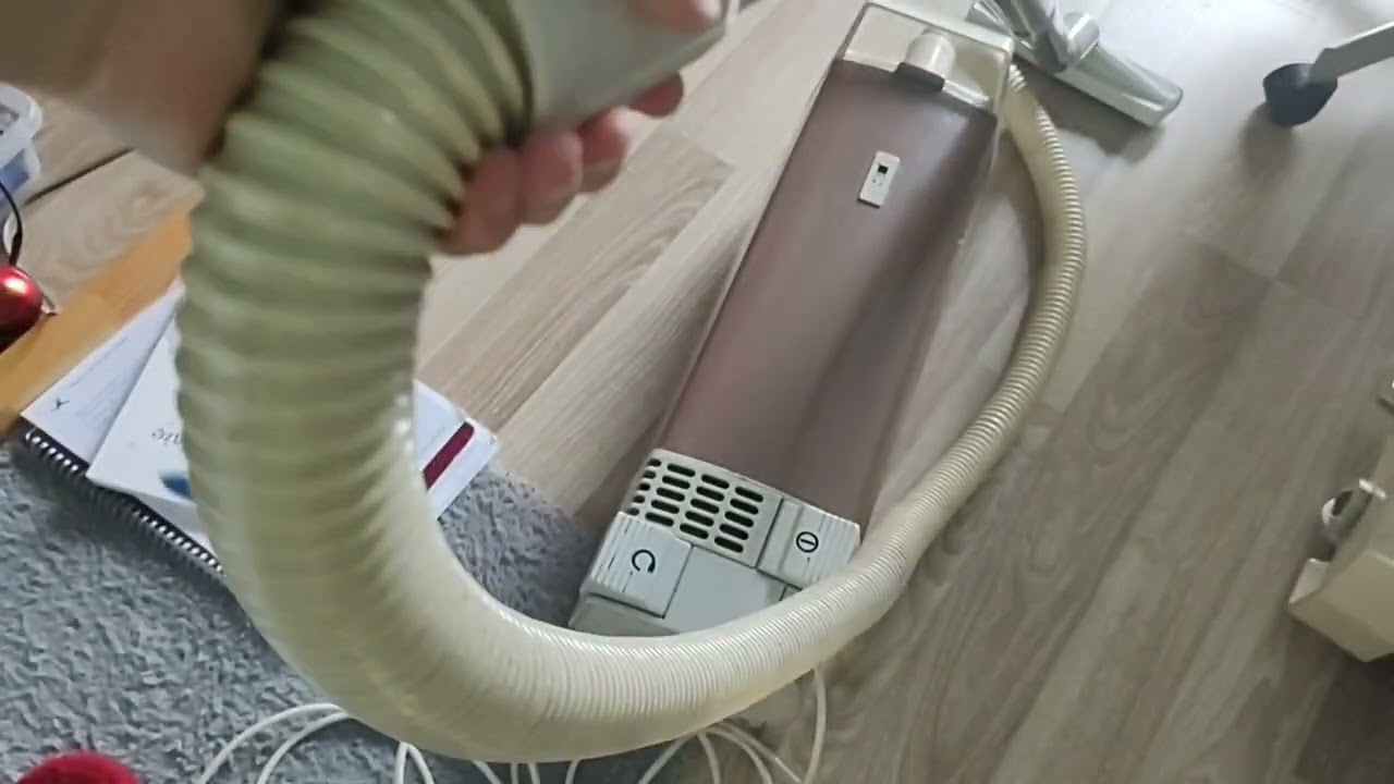 odkurzacz predom Zelmer 268.7 ( część 2) odkurzanie