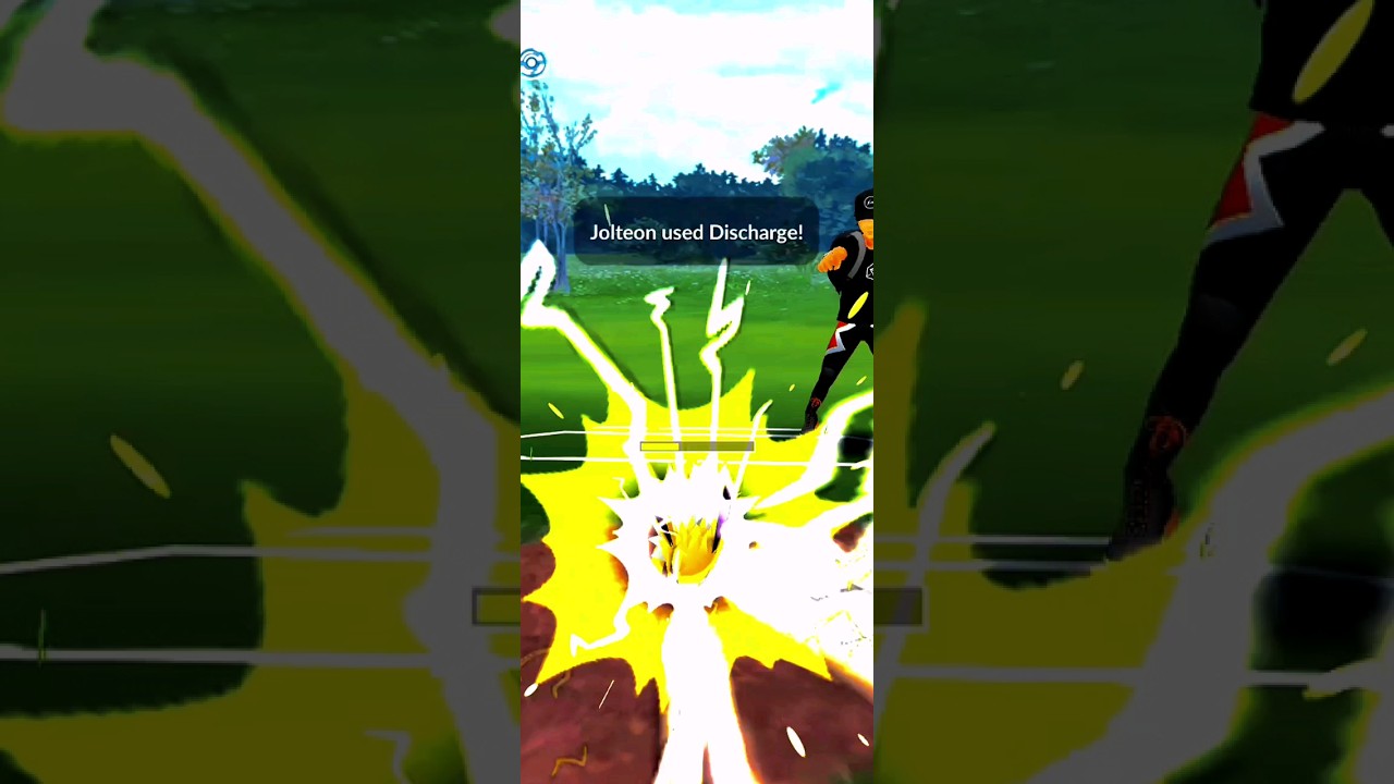 Gengar vs Scizzor in Ultra League went to easy mode | 