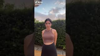 Tiktok　ノーブラポチからのポチ　xianya Olivera