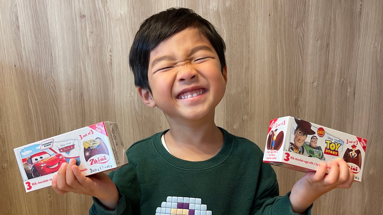カーズとトイストーリーのチョコエッグ！どんなおもちゃが出てくるかな♪　るたししチャンネル