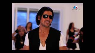 Kiss Me Baby - Remix (Garam Masala)