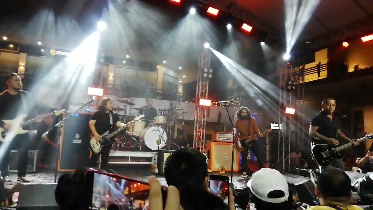 Watch URBANDUB - Versus | LIVE (20 Years of Influence) on YouTube Watch URBANDUB - Versus | LIVE (20 Years of Influence) on YouTube