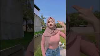Tiktok Jilbab Gunung Gede