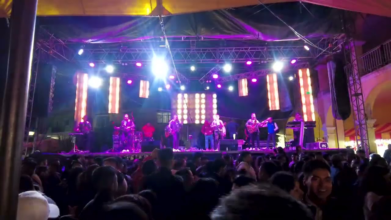 Aztral Kumbia En Vivo - Feria Coyomepan Puebla 2023