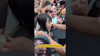 Masya Allah Syaqirah Di Sambut Antusias Oleh Para Pendukungnya Di Bandara Sultan Hasanuddin