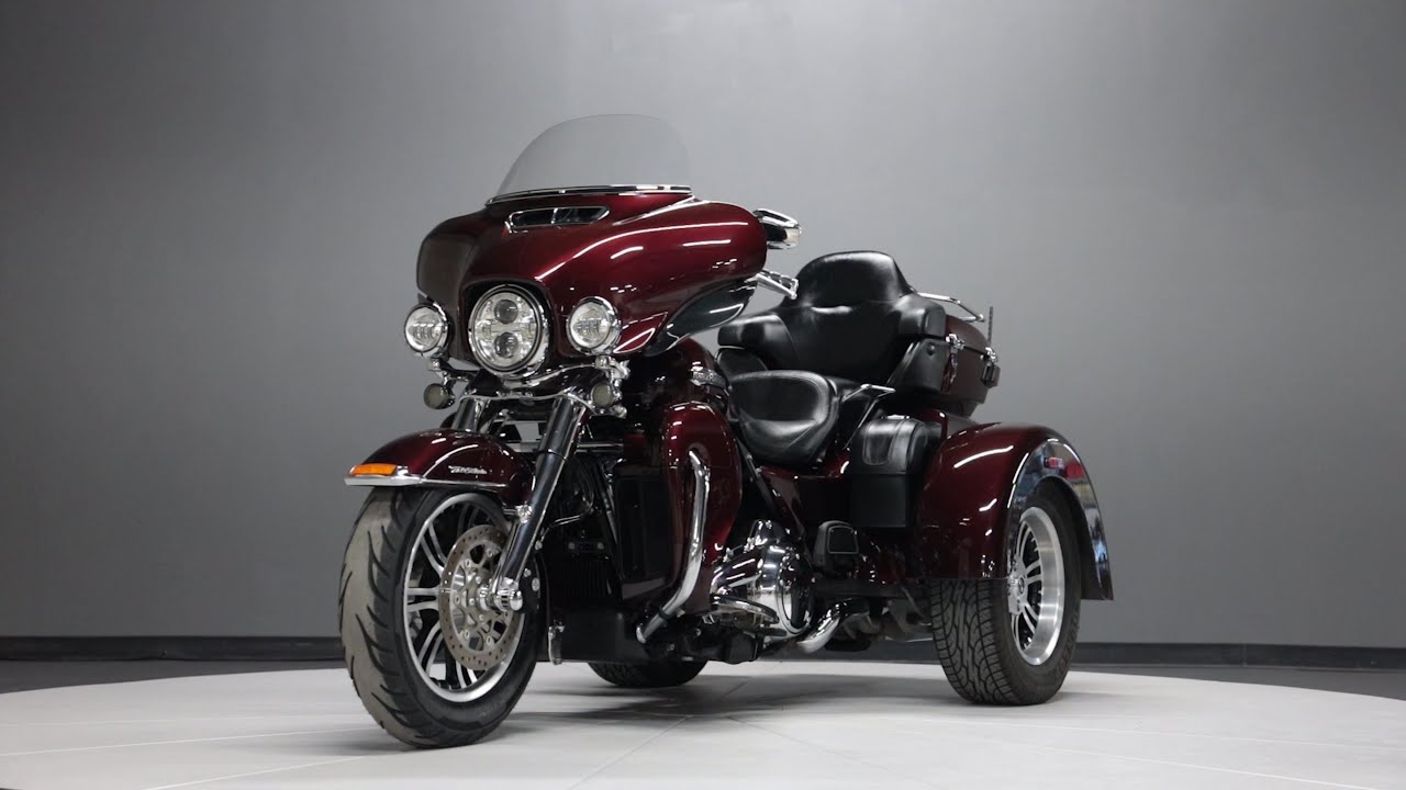 2019 HARLEY DAVIDSON TRI GLIDE ULTRA CLASSIC FLHTCUTG TRIKE TEST