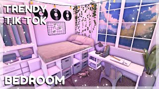 Trendy TikTok Pinterest Bedroom Speed Build || Bloxburg Roblox Room Ideas