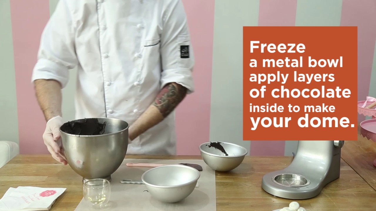 Video: SugarMoo's Smash Cake