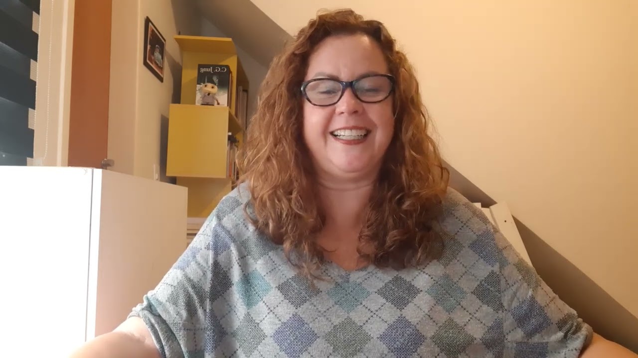 Última chamada para o próximo grupo de estudos sobre os Arcanos Menores do tarô.