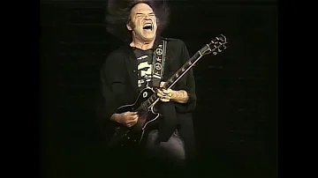Neil Young & Crazy Horse - Hey Hey, My My ( Into the Black ) live 1991 HD