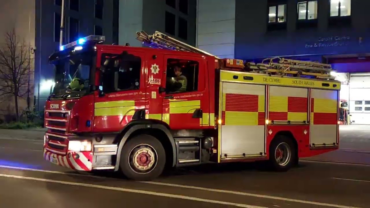 Easter W/kend Welsh emergency services responses in Cardiff & Swansea 🏴󠁧󠁢󠁷󠁬󠁳󠁿