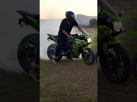 CBR 150R Burnout 🔥💨#cbr150r #cbr250rr #cbr650r #cbr #cbr250rrfans #cbr600rr #cbr600f #cbr150r