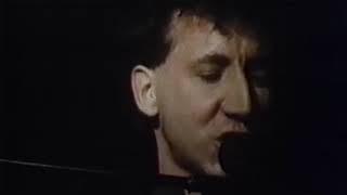 Pete Townshend Slit Skirts (HD audio)