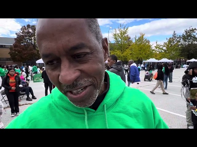 City Councilman Robert Stokes at Peace Wall class=