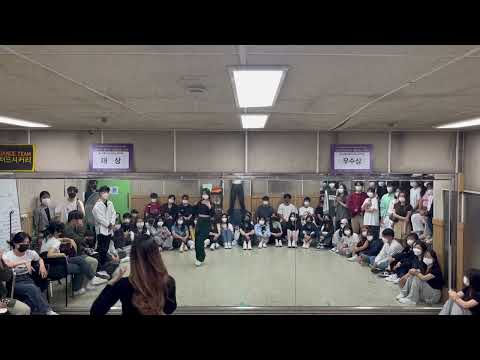 [<strong>2022</strong> 2학기 곡발표] #10. <strong>Talk</strong> that <strong>Talk</strong> - TWICE