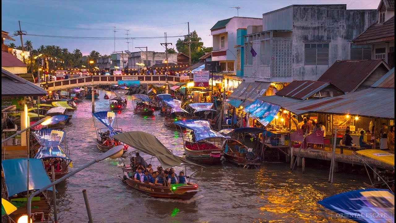 Most Authentic Thai Floating Market Amphawa Floating Market