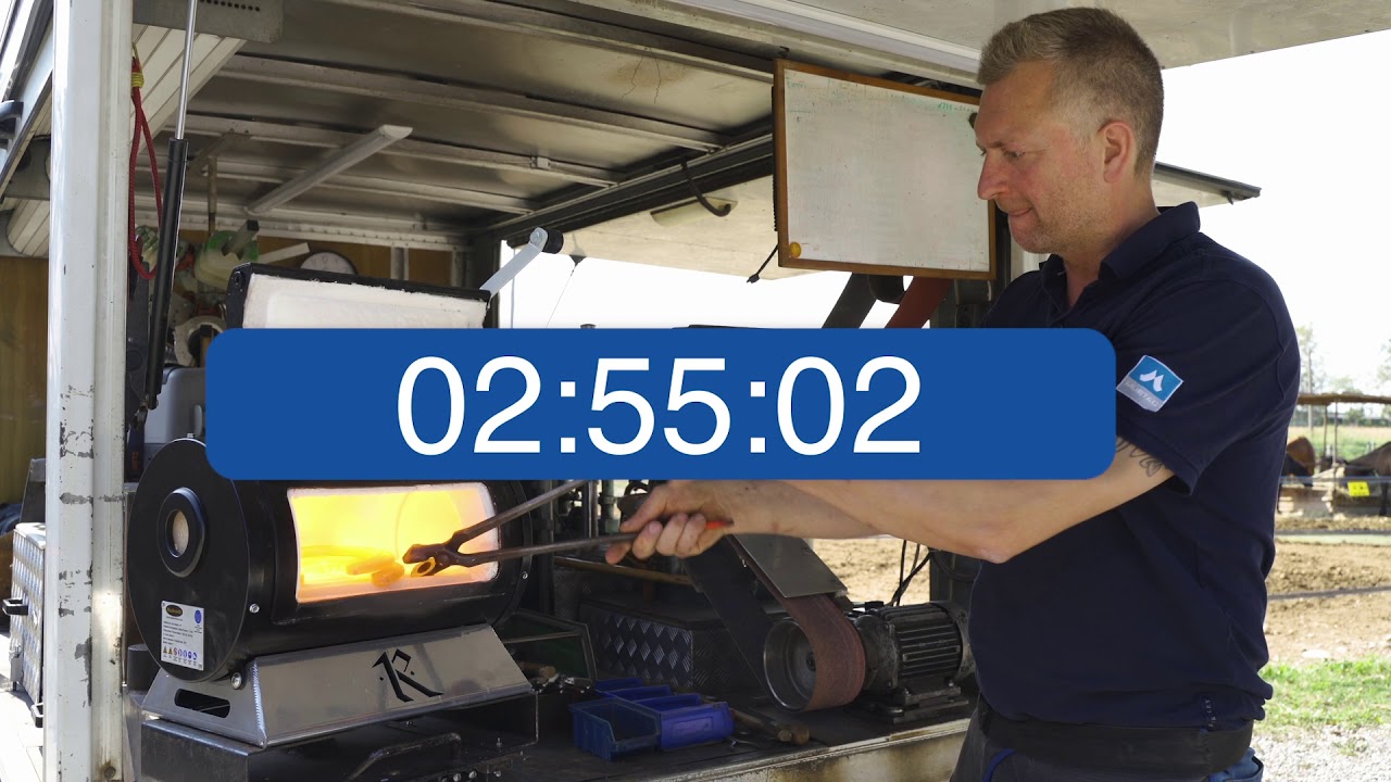 Mustad Farrier Hacks, the heating up shoes hack