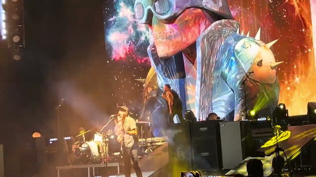 Coheed and Cambria (feat. Spencer Sotelo) - A Favor House Atlantic