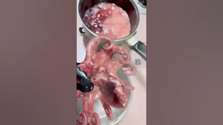 My favorite octopus sashimi #sashimi #seafoods #octopus #shortsviral #homemadefood